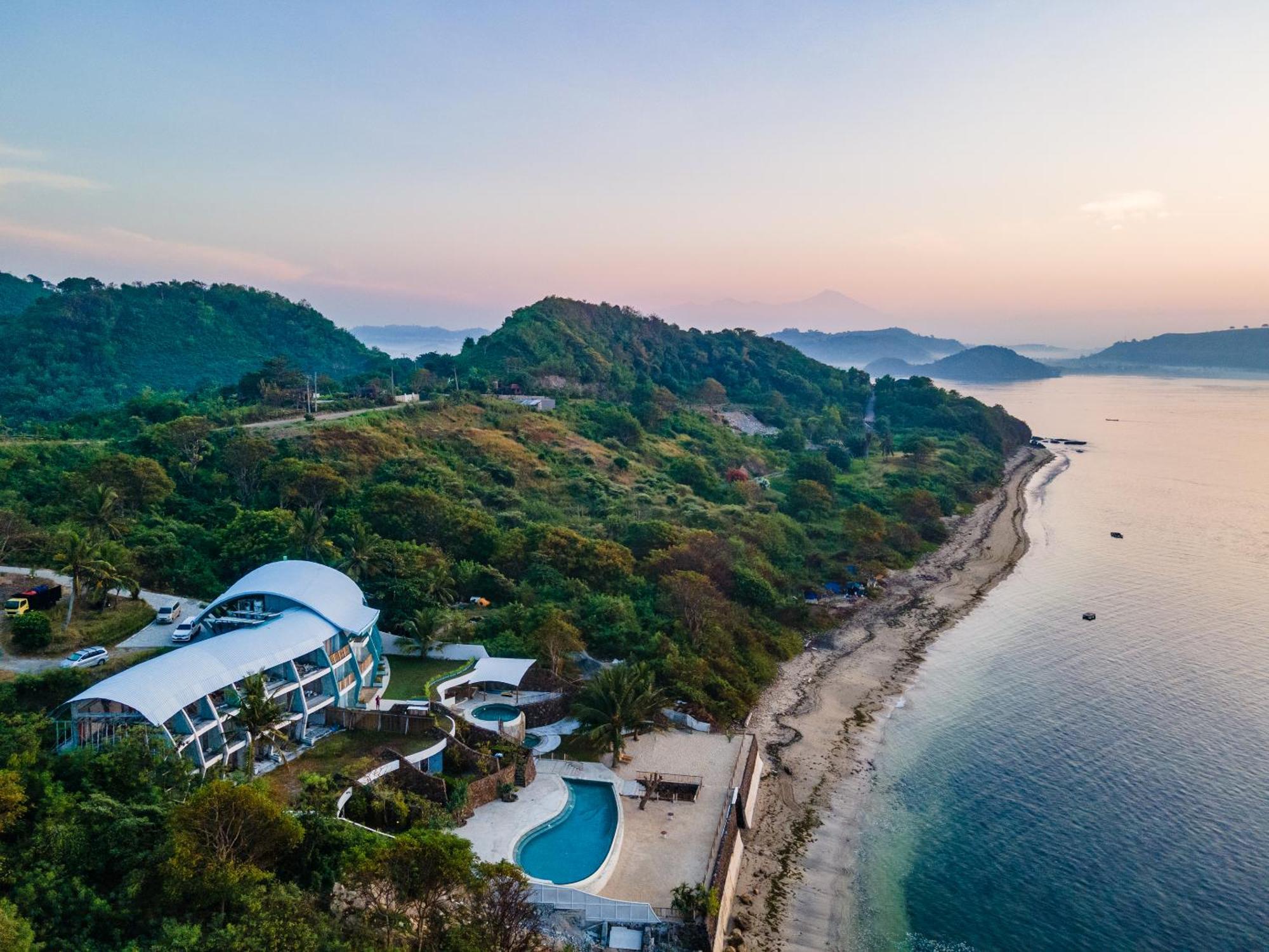 Inlight Lombok Beach Hotel Kuta (Lombok) Exterior foto