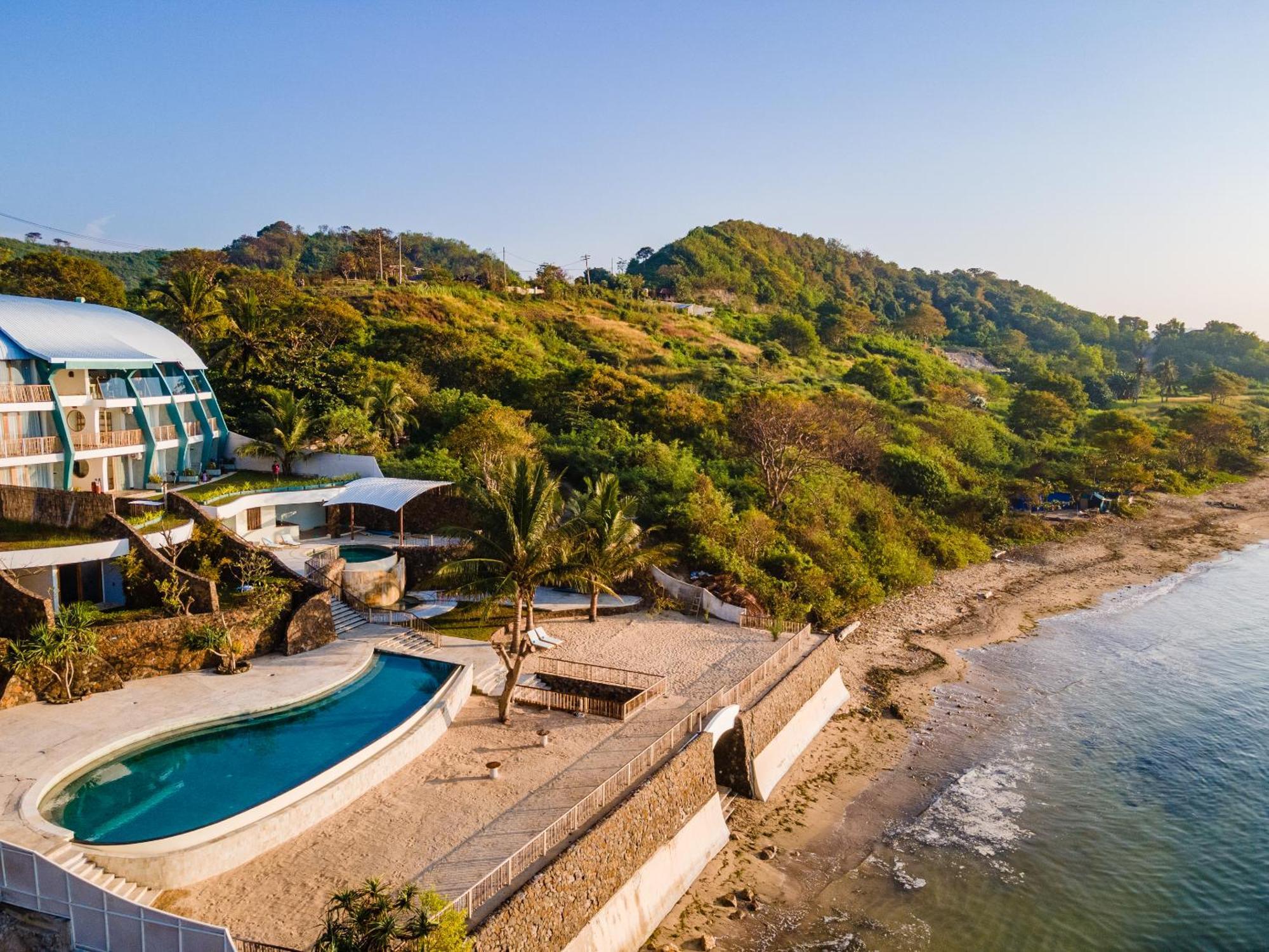 Inlight Lombok Beach Hotel Kuta (Lombok) Exterior foto